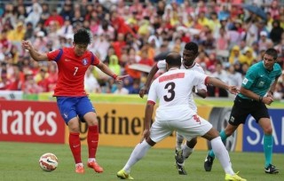 中国足球2002世界杯(中国足球2002世界杯比分)
