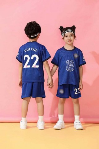 幼儿足球服(幼儿足球服旋风小子图片)