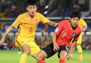 男足vs阿联酋直播(中国对阿联酋男足比赛)
