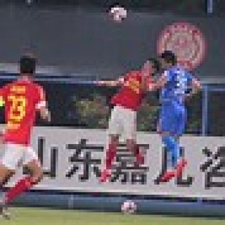 足球李兴齐(李兴齐 李霄鹏)
