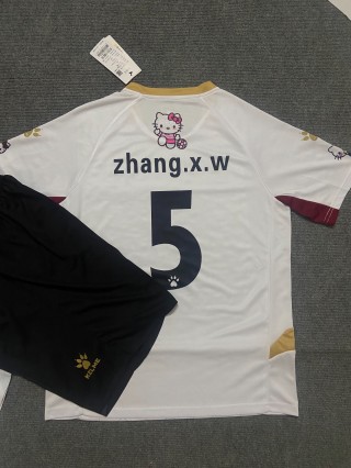 卡帕足球服(足球球星卡帕尼尼)