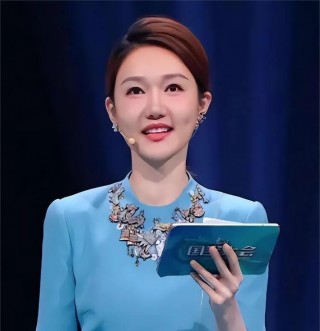 龙洋足球(龙洋足球运动员是谁)